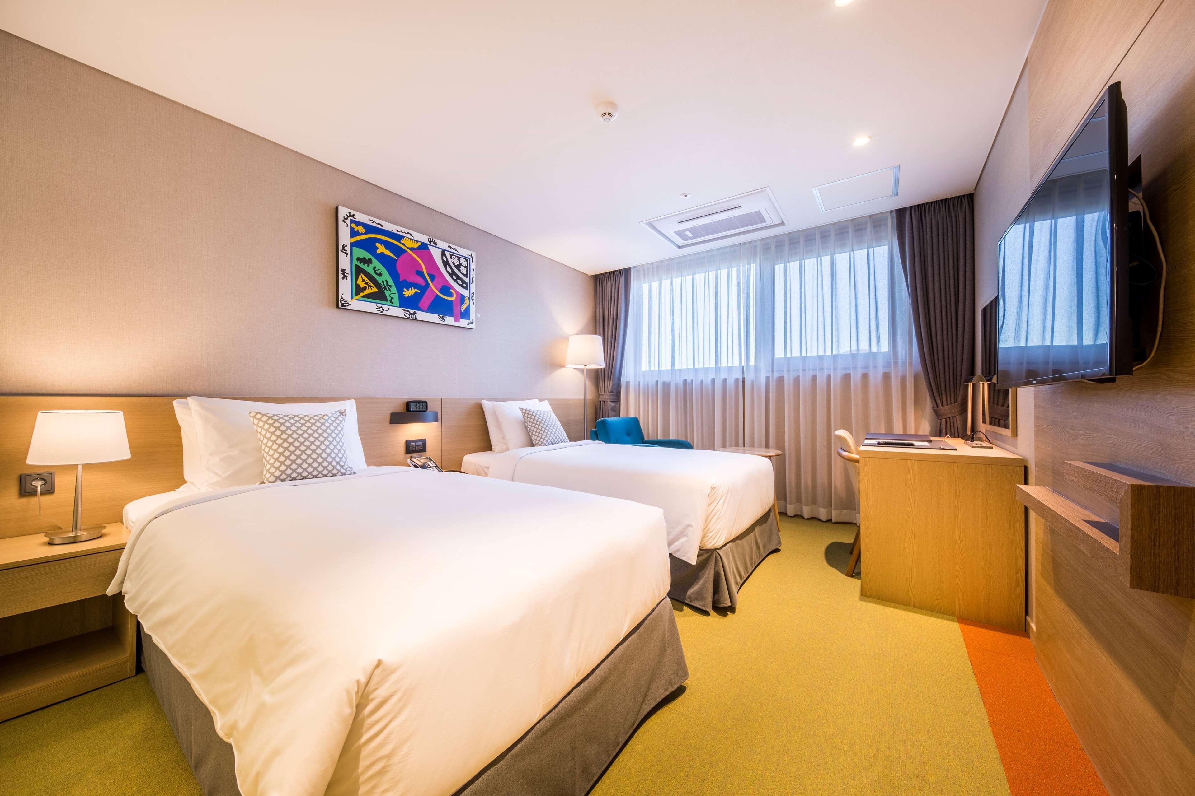 Howard Johnson By Wyndham Incheon Airport Zewnętrze zdjęcie