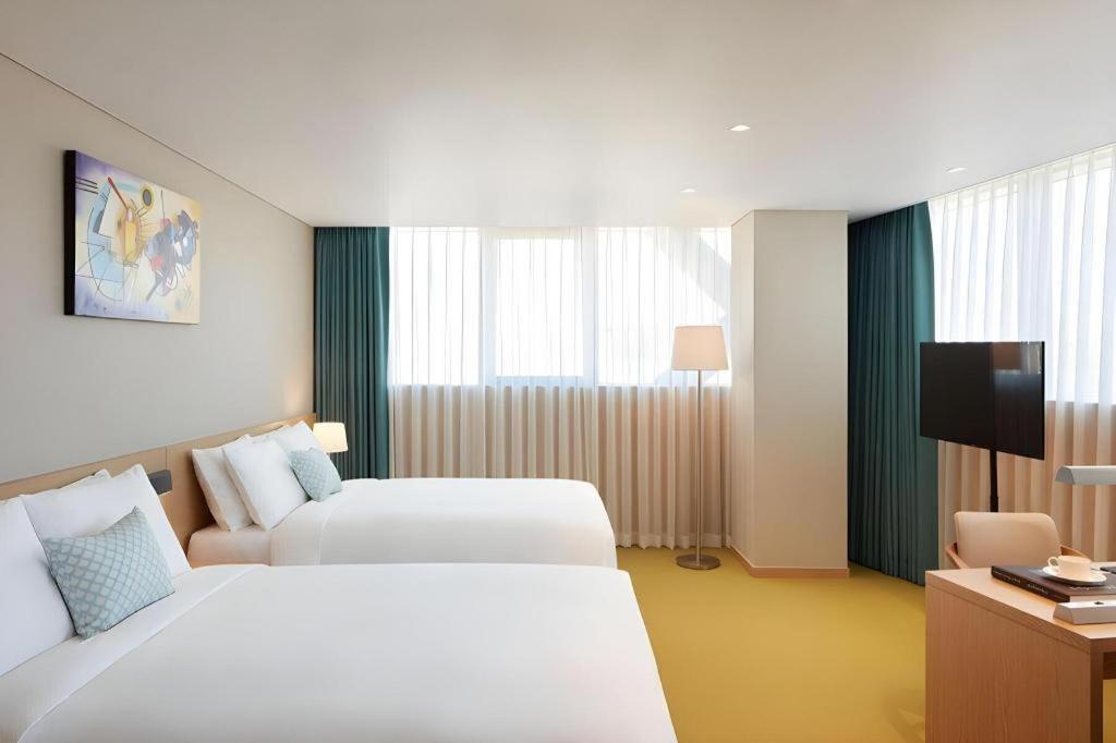 Howard Johnson By Wyndham Incheon Airport Zewnętrze zdjęcie